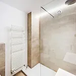 Elysee 11 By Interhome Διαμέρισμα *