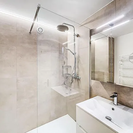 Elysee 11 By Interhome